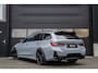 BMW 3-Serie Touring M340i xDrive Vol|Pano|Trekhaak|Harman-Kardon|HuD|Carbon|