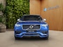 Volvo XC90 2.0 T8 Twin Engine AWD R-Design | Luchtvering | Trekhaak | Pano | HUD | Memory | 22" Velgen