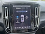 Volvo XC40 Recharge Plus 70 kWh VAN: € 32.900- VOOR: € 30.877,- UW HERFSTVOORDEEL: € 2.023-| SOH 92%| ADAPTIVE CRUISE| ELEK. ACHTERKLEP| STOEL + STUURVERWARMING| DODE HOEK SENSOR|
