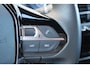 Peugeot e-2008 EV GT Pack 50 kWh | Fase 3 laden | SOH 92% | Navigatie | Camera | 18 Inch lichtmetaal | Alcantara | Full LED | 62.000km |