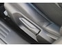 Peugeot e-2008 EV GT Pack 50 kWh | Fase 3 laden | SOH 92% | Navigatie | Camera | 18 Inch lichtmetaal | Alcantara | Full LED | 62.000km |