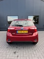 Toyota Yaris 1.5 Hybrid Bi-Tone AUT / Camera, Navi, Bluetooth, LM velgen