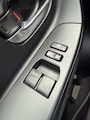 Toyota Yaris 1.5 Hybrid Bi-Tone AUT / Camera, Navi, Bluetooth, LM velgen