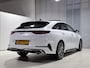 Kia ProCeed 1.5 T-GDi GT-PlusLine AUTOMAAT, NL Auto, 10 jaar garantie, Stoel en stuur verwarming, Schuif kantel dak, Apple Carplay/Android Auto, Navigatie, Camera.