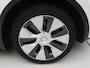 Tesla Model Y Standard RWD Plus 94.2% SoH [ AMD RYZEN+AUTOPILOT+19 INCH+PREMIUM AUDIO ]