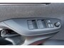 Toyota Yaris 1.5 VVT-i TeamNL Handgeschakeld | Apple Carplay & Android Auto | Smart Entry met startknop | 16” lichtmetalen velgen ‘machined’ | 7” digital dashboard ‘binocular’ | Portierinleg ‘felt’ | Ramen, elek