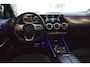Mercedes-Benz EQA 250 Business Solution AMG 67 kWh | Pano | Sfeerverlichting |
