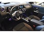 Mercedes-Benz EQA 250 Business Solution AMG 67 kWh | Pano | Sfeerverlichting |