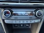 Hyundai Kona 1.6 GDI HEV 141pk Fashion | Premium Audio | Trekhaak | Side Steps | Schuifdak | Climate controle | Dodehoek detectie | Head-up display | Navigatie | Keyless entry | Adaptive cruise controle