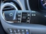 Hyundai Kona 1.6 GDI HEV 141pk Fashion | Premium Audio | Trekhaak | Side Steps | Schuifdak | Climate controle | Dodehoek detectie | Head-up display | Navigatie | Keyless entry | Adaptive cruise controle