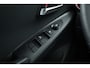 Mazda 2 1.5 SkyActiv-G 90 Homura | Rijklaar! | Navi by Apple CarPlay | Stoel- Stuurverw. | Trekhaak | Camera | Cruise Ctrl.