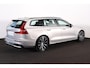 Volvo V60 T6 Recharge AWD Plus Dark - IntelliSafe Assist & Surround - 360º Camera - Harman/Kardon audio - Verwarmde voorstoelen, stuur & achterbank - Parkeersensoren voor & achter - Elektr. bedienb. voorstoelen met geheugen - Inklapbare trekhaak - 18' LMV
