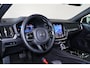 Volvo V60 T6 Recharge AWD Plus Dark - IntelliSafe Assist & Surround - 360º Camera - Harman/Kardon audio - Verwarmde voorstoelen, stuur & achterbank - Parkeersensoren voor & achter - Elektr. bedienb. voorstoelen met geheugen - Inklapbare trekhaak - 18' LMV