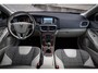 Volvo V40 Cross Country 2.0 T3 Momentum (150pk) LED Standkachel Flamenco