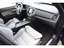 Volvo XC90 2.0 T8 Recharge AWD Ultimate Bright Luchtvering - Pano - Trekhaak