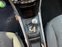 Peugeot 2008 1.2 PureTech Style / Automaat / Nieuwe distributieriem 11-2025 / Navigatie / Climate Control