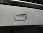 Volkswagen T-Roc 1.5 TSI R-Line / AUTOMAAT/ APP-CONNECT/ PARK.SENSOR.V+A/ CAMERA/ ACC/ STUUR+STOELVERWARM./ DODEHOEK/ ELEK.ACHTERKLEP/ KEYLESS/ DIGITAL DASH/ RIJ-MODI/ IQ.LIGHT/ NAVI/ DAB/ CLIMA/ 17'' LMV