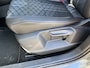 Volkswagen T-Roc 1.5 TSI R-Line / AUTOMAAT/ APP-CONNECT/ PARK.SENSOR.V+A/ CAMERA/ ACC/ STUUR+STOELVERWARM./ DODEHOEK/ ELEK.ACHTERKLEP/ KEYLESS/ DIGITAL DASH/ RIJ-MODI/ IQ.LIGHT/ NAVI/ DAB/ CLIMA/ 17'' LMV