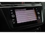 Volkswagen Tiguan 1.5 TSI 150pk DSG R-Line Business+ Trekhaak Camera Keyless Stoelverwarming Panoramadak Navigatie