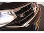 Volkswagen Tiguan 1.5 TSI 150pk DSG R-Line Business+ Trekhaak Camera Keyless Stoelverwarming Panoramadak Navigatie