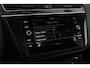 Volkswagen Tiguan 1.5 TSI 150pk DSG R-Line Business+ Trekhaak Camera Keyless Stoelverwarming Panoramadak Navigatie