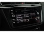 Volkswagen Tiguan 1.5 TSI 150pk DSG R-Line Business+ Trekhaak Camera Keyless Stoelverwarming Panoramadak Navigatie