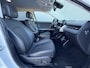 Hyundai Ioniq 5 Lounge 84 kWh / SOH 97,3% / CCS snelladen / Head Up Display / Warmtepomp / Trekgewicht 1600 kg / Elektrische achterklep / Stuur- Stoel & Achterbank verwarming / Rondomzicht camera / Bose Audio Systeem / Adaptief cruise control /