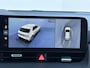Hyundai Ioniq 5 Lounge 84 kWh / SOH 97,3% / CCS snelladen / Head Up Display / Warmtepomp / Trekgewicht 1600 kg / Elektrische achterklep / Stuur- Stoel & Achterbank verwarming / Rondomzicht camera / Bose Audio Systeem / Adaptief cruise control /