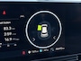 Hyundai Ioniq 5 Lounge 84 kWh / SOH 97,3% / CCS snelladen / Head Up Display / Warmtepomp / Trekgewicht 1600 kg / Elektrische achterklep / Stuur- Stoel & Achterbank verwarming / Rondomzicht camera / Bose Audio Systeem / Adaptief cruise control /