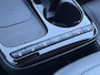 Hyundai Ioniq 5 Lounge 84 kWh / SOH 97,3% / CCS snelladen / Head Up Display / Warmtepomp / Trekgewicht 1600 kg / Elektrische achterklep / Stuur- Stoel & Achterbank verwarming / Rondomzicht camera / Bose Audio Systeem / Adaptief cruise control /