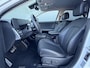 Hyundai Ioniq 5 Lounge 84 kWh / SOH 97,3% / CCS snelladen / Head Up Display / Warmtepomp / Trekgewicht 1600 kg / Elektrische achterklep / Stuur- Stoel & Achterbank verwarming / Rondomzicht camera / Bose Audio Systeem / Adaptief cruise control /
