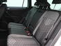 Volkswagen Tiguan 1.5 TSI R-Line Business+ 150PK DSG Trekhaak, Matrix LED Verlichting, 19" LM Velgen, Navi, Keyless, Stoelverwarming
