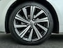 Toyota Corolla Touring Sports 1.8 Hybrid Business Plus | Rijklaar | Stoelverwarming |