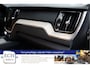 Volvo XC60 2.0 T8 407 pk Twin Engine AWD Inscription, Panoramadak, Luchtvering