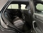 Volkswagen T-Roc 1.5 TSI R-Line - CarPlay / PDC / Lane assist