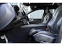 Volvo XC60 2.0 T6 AWD R-Design Rijklaarprijs-Garantie Panorama dak Trekhaak Apple/Android Led Camera
