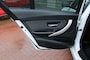BMW 3-Serie 318i 136pk Luxury automaat ECC/navi/cruise/trekhaak/lm velgen