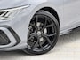 Volkswagen Golf Variant BWJ 2022 | 1.5 eTSI 131PK R-Line AUTOMAAT | TREKHAAK | 19'' LMV | SPORSTOELEN | PDC | LED | NAVI | CLIMA | CARPLAY |