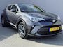Toyota C-HR / C-HR+ 2.0 Hybrid Executive / Trekhaak Afneembaar / Apple Carplay/Android Auto / Stoelverwarming + stuurverwarming  / Achteruitrijcamera /  Vollederen interieur/  Elektrische stoel(en)