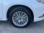Mitsubishi Outlander 2.4 PHEV Intense+ 100% dealer onderhouden/ 8 jaar garantie /  4wd Drive / Schuif-Kantel Dak / Navigatie Dmv Apple Carplay&Android Auto / Stoel-Stuur Verwarming / Achteruitrij Camera / Elektr. Achterklep / Keyless Entry&Start /