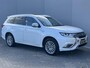 Mitsubishi Outlander 2.4 PHEV Intense+ 100% dealer onderhouden/ 8 jaar garantie /  4wd Drive / Schuif-Kantel Dak / Navigatie Dmv Apple Carplay&Android Auto / Stoel-Stuur Verwarming / Achteruitrij Camera / Elektr. Achterklep / Keyless Entry&Start /
