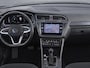 Volkswagen Tiguan 1.4TSIeHybrid 180kW/245PK Elegance · Panoramadak · Camera + Parkeersensoren · Navigatie · Apple/Android Car Play ·