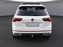 Volkswagen Tiguan 1.4 TSI 245pk DSG eHybrid R-Line Business+ · Panoramadak · Camera · Wegklapbare Trekhaak · Apple/Android Car Play · 20'' Inch · Dodehoeksensor · Stoelverwarming ·