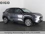 Toyota Yaris Cross 1.5 HYBRIDE DYNAMIC LUXURY GARANTIE TOT 2035 . NAVIGATIE . PARKEERSENSOREN VOOR & ACHTER . STOEL/STUUR VERWARMING .