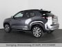 Toyota Yaris Cross 1.5 HYBRIDE DYNAMIC LUXURY GARANTIE TOT 2035 . NAVIGATIE . PARKEERSENSOREN VOOR & ACHTER . STOEL/STUUR VERWARMING .