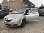 Opel Corsa 1.4-16V rijd en schakelt goed ! koopje ! lelijk