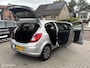 Opel Corsa 1.4-16V rijd en schakelt goed ! koopje ! lelijk