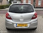 Opel Corsa 1.4-16V rijd en schakelt goed ! koopje ! lelijk