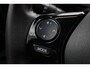 Toyota Aygo 1.0 VVT-i x-clusiv | Volledige dealerhistorie | Fietsensteun | Navigatie | Keyless | Leder | Cruise Control | Clima | Camera | 15 inch | Bluetooth | Dakspoiler