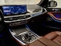 BMW X5 xDrive50e M Sport Pro , NL-auto, Sky Lounge Pano, luchtv., CraftedClarity, carbon, H/K, massage, 22", tr.haak, softclose, privacy